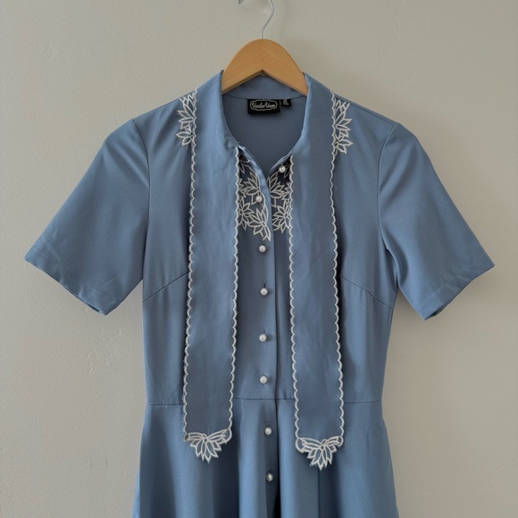 Voodoo Vixen Bluebell Blue Midi Dress with White Embroidery - Picture 4 of 9